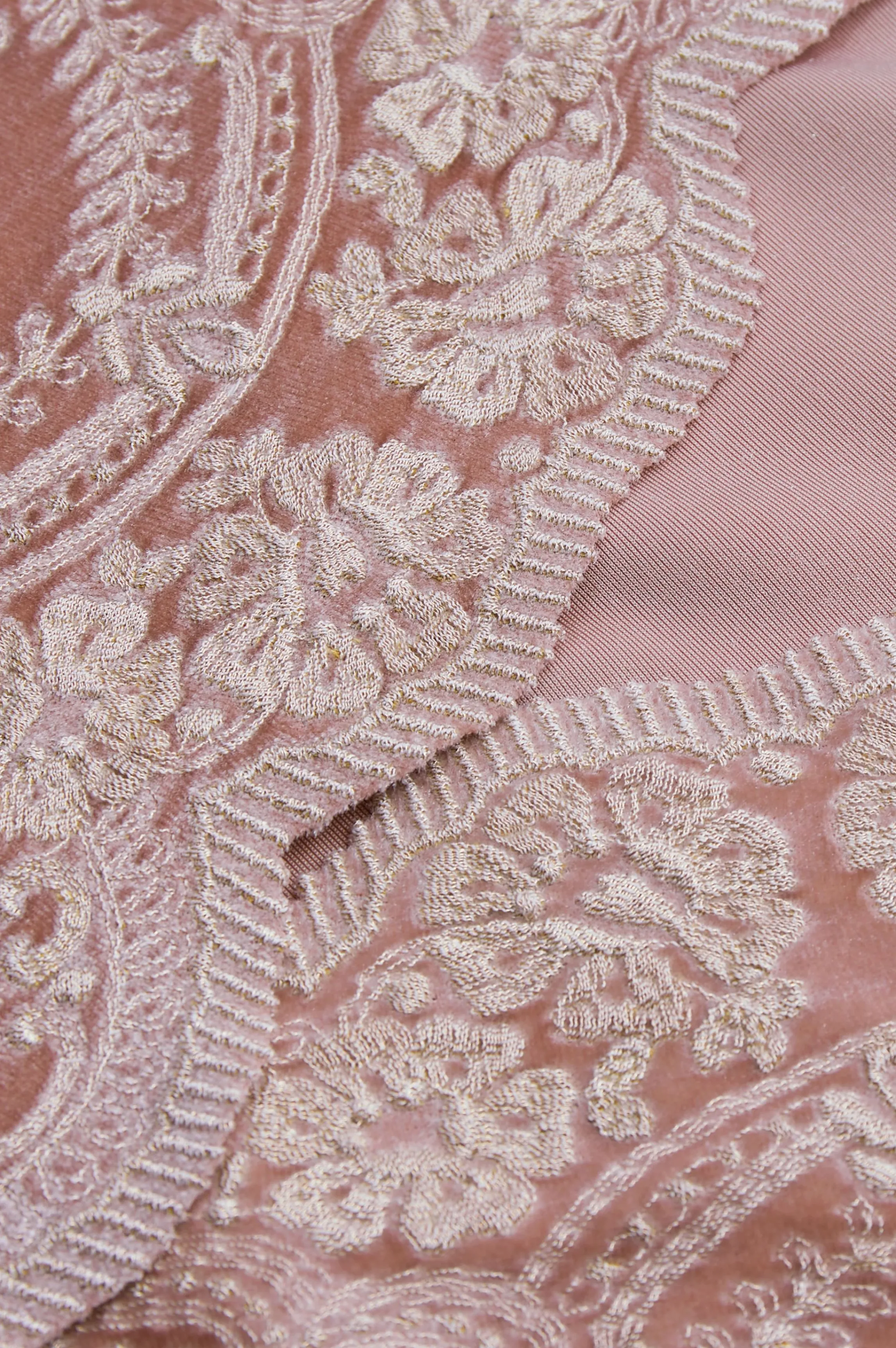 pink_velvet_kimono_2.webp Discount velvet kimono Robes